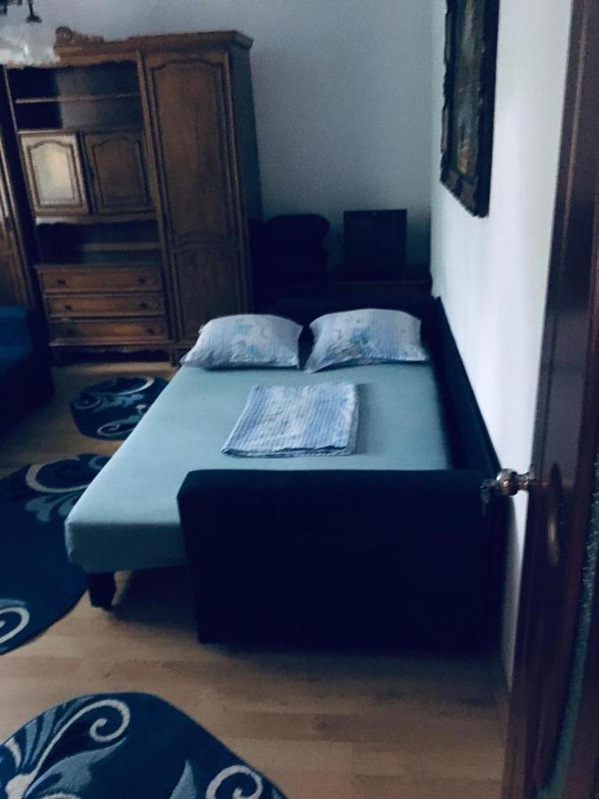 South Vibes Apartment Orsova Ngoại thất bức ảnh
